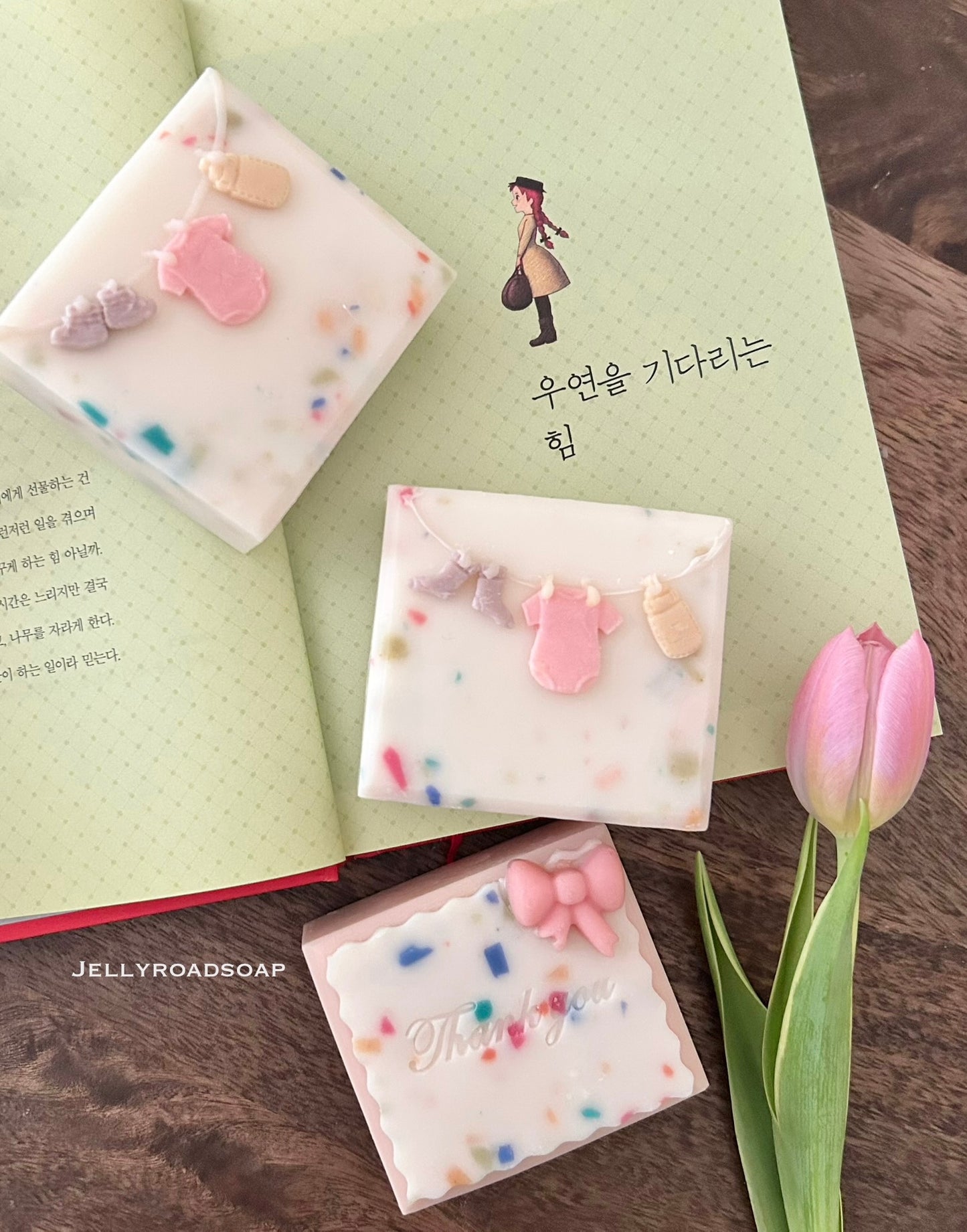 Custom order favors soap